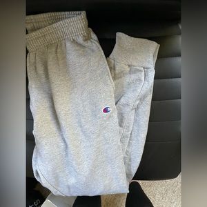 Champion sweatpants size: Small